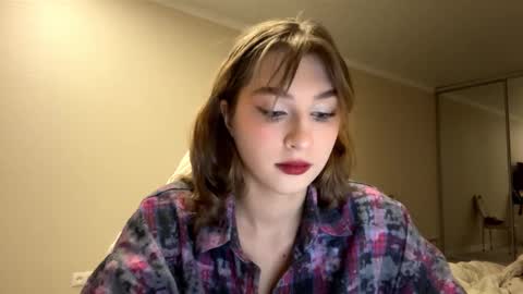 Elli online show from February 19, 2026, 3:08 pm