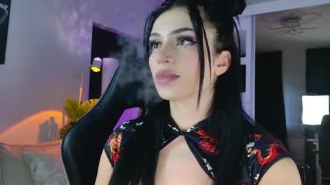 Snapshot of stacy_bellee chatting on October 31, 2025, 5:41 am stacy_bellee online show from October 31, 2025, 5:41 am