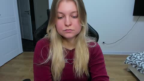 Stacy  online show from January 24, 2025, 11:48 am