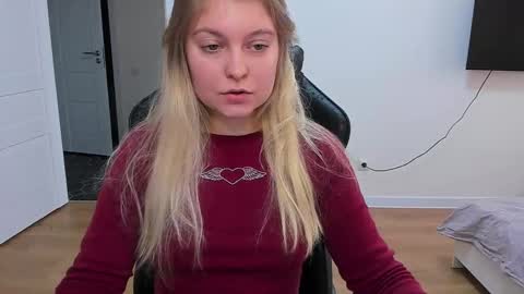 Stacy  online show from February 25, 2025, 11:19 am