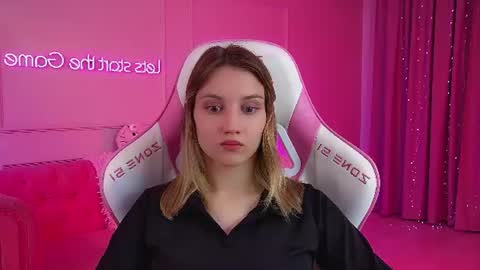 StacyEvances online show from June 23, 2026, 8:29 pm