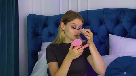StacyEvances online show from July 14, 2026, 6:57 pm