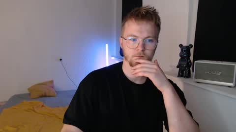 Snapshot of stan_lust chatting on October 8, 2025, 8:28 pm StanLust online show from October 8, 2025, 8:28 pm