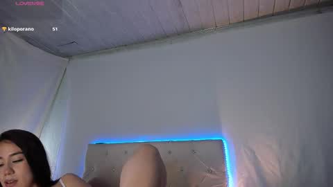 Snapshot of stanandrose chatting on February 10, 2026, 6:06 am Stand and Rose online show from February 10, 2026, 6:06 am