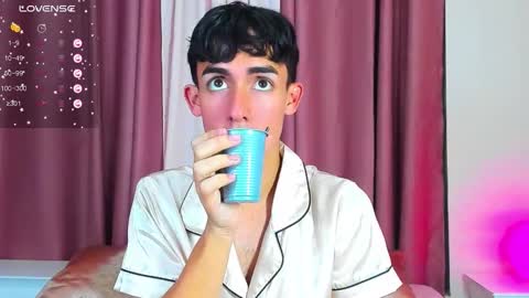 Ethan online show from January 9, 2026, 12:41 pm