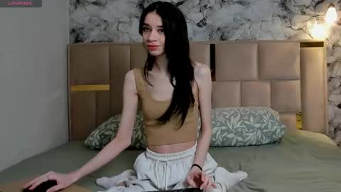 Hello my name is Amanda  online show from March 19, 2026, 9:41 pm