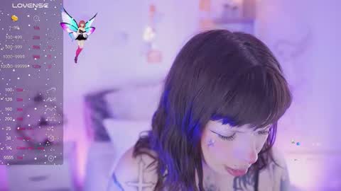 Yoko online show from October 29, 2025, 1:24 pm