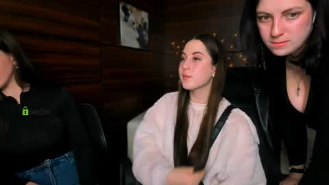 Staisy online show from March 11, 2025, 2:29 pm