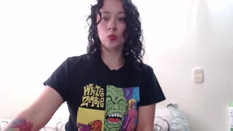 Luna Fox online show from September 30, 2025, 8:47 pm