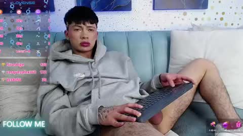 Snapshot of steev_novoa chatting on December 3, 2024, 7:21 am Steev online show from December 3, 2024, 7:21 am