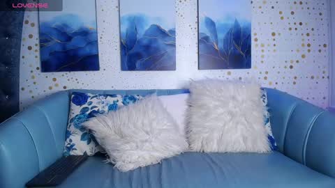 Snapshot of steev_novoa chatting on December 10, 2024, 4:02 am Steev online show from December 10, 2024, 4:02 am