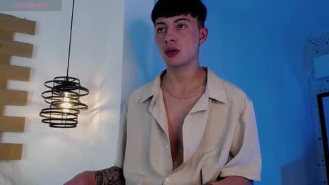 Snapshot of steev_novoa chatting on March 1, 2025, 2:59 am Steev online show from March 1, 2025, 2:59 am