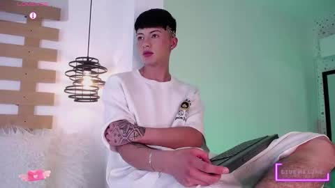 Snapshot of steev_novoa chatting on March 11, 2025, 5:27 am Steev online show from March 11, 2025, 5:27 am