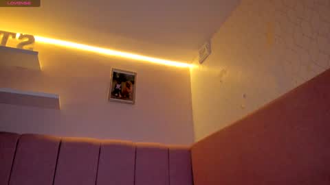 Stefa Gomez  online show from December 12, 2024, 5:26 pm