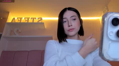 Stefa Gomez  online show from December 15, 2024, 3:20 pm