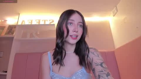 Stefa Gomez  online show from December 21, 2025, 12:23 pm