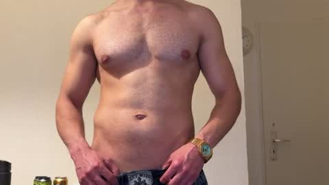 Snapshot of stefan45017 chatting on June 8, 2026, 9:04 pm Stefan online show from June 8, 2026, 9:04 pm