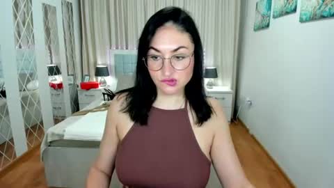 Snapshot of stefanawinter chatting on July 14, 2026, 4:50 am StefanaWinter online show from July 14, 2026, 4:50 am