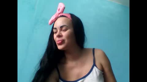 stefaniyax online show from October 15, 2025, 8:47 am