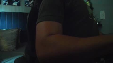 Stefann Salvatore online show from November 4, 2025, 6:51 pm