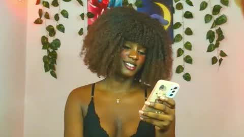 stefanny beautiful online show from May 18, 2026, 4:07 am