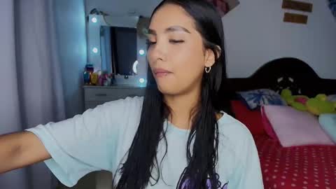 Im MiaIts my first day here  online show from October 25, 2025, 1:02 am