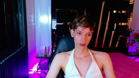 stefany piink online show from March 30, 2026, 12:50 pm
