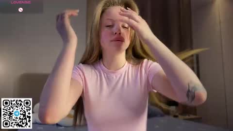 Snapshot of steffi_meoww chatting on May 24, 2026, 12:37 am STEFI Streams every day from 10 PM GTM1 online show from May 24, 2026, 12:37 am