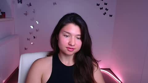 Steffi online show from September 17, 2025, 9:38 pm