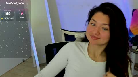 Steffi online show from October 11, 2025, 7:01 pm