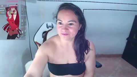 StefiAlizon online show from September 16, 2025, 3:29 am