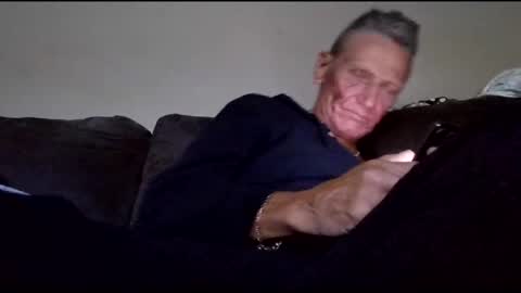 stefy1037 online show from May 10, 2026, 4:28 am