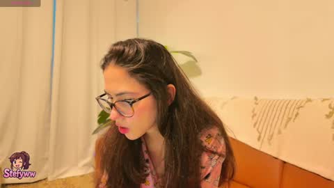 Stefy online show from April 18, 2026, 10:32 pm