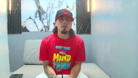 steiner_01 online show from October 20, 2025, 5:30 am