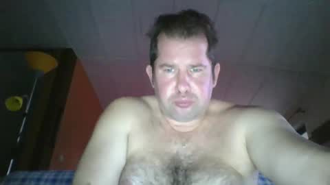 steki038434 online show from December 2, 2024, 3:03 pm