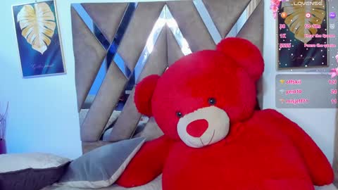 stella online show from January 16, 2025, 7:41 pm