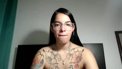 Stella online show from January 14, 2025, 10:55 pm