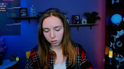 stella_flower online show from April 7, 2026, 5:08 am