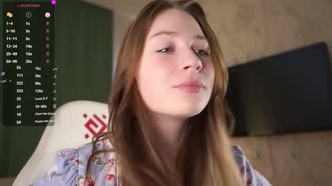 Stella online show from October 18, 2025, 9:43 am