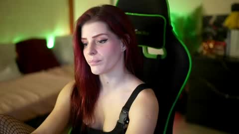 Snapshot of stella_shock chatting on May 26, 2026, 4:36 pm Stella online show from May 26, 2026, 4:36 pm