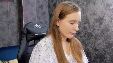 Snapshot of stella_soul chatting on February 7, 2026, 9:24 am Stella online show from February 7, 2026, 9:24 am