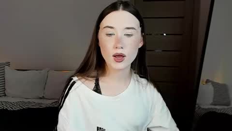 stella_sunny online show from January 15, 2026, 6:00 pm