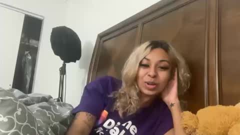 Snapshot of stellaangel chatting on October 19, 2025, 5:19 am stellaangel online show from October 19, 2025, 5:19 am