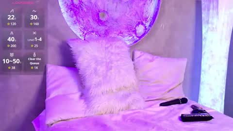 S T E L L A online show from October 10, 2025, 11:26 pm