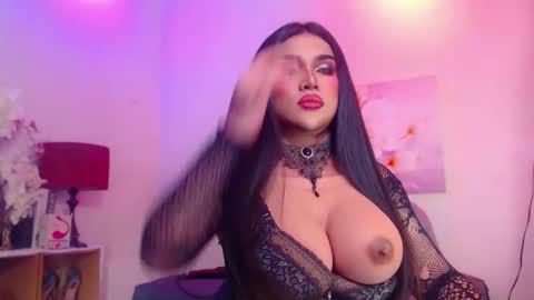 CALL ME STELLA online show from May 27, 2026, 8:11 am