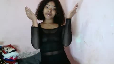 stellah2555 online show from March 4, 2026, 9:48 am