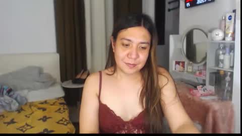 Stella online show from April 12, 2026, 12:32 pm