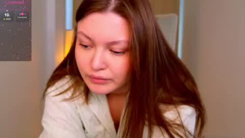 stellar_stacy online show from February 24, 2025, 8:38 am