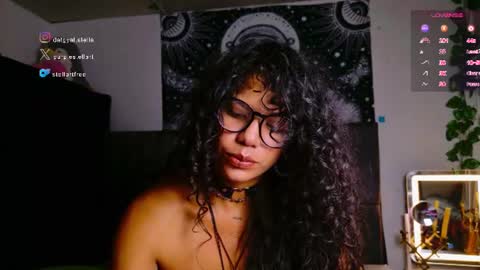 stellart_ online show from July 9, 2026, 5:00 am