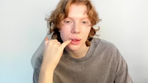 S T E L L A online show from March 3, 2026, 9:37 am